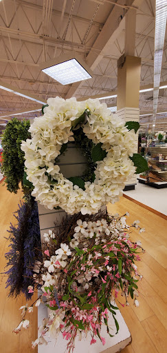 Department Store «Marshalls & HomeGoods», reviews and photos, 6128 Grand Ave, Gurnee, IL 60031, USA