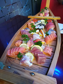 Plats et boissons du Restaurant japonais Sushi Tokyo à Courbevoie - n°2