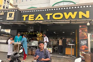 TEA TOWN image