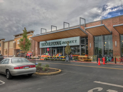 Whole Foods Market, 750 N Krocks Rd #301, Allentown, PA 18106, USA, 