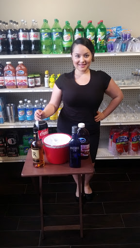 Grocery Store «Liquor Bueno», reviews and photos, 13323 Culebra Rd, San Antonio, TX 78253, USA