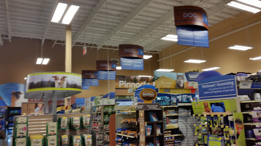 Pet Supply Store «PetSmart», reviews and photos, 2760 W 120th St, Hawthorne, CA 90250, USA