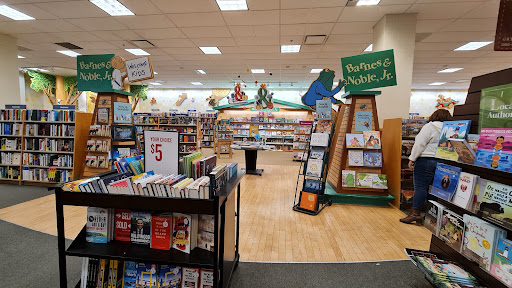 Book Store «Barnes & Noble bookstore», reviews and photos, 4005 N 10th St, McAllen, TX 78504, USA