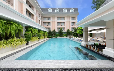 The Beverly Hotel Pattaya image
