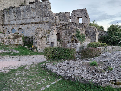 Le Chateau residence de Louis D'Arpajon à Sévérac-d'Aveyron