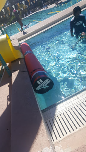 Public Swimming Pool «Sulphur Springs Pool», reviews and photos, 701 E Bird St, Tampa, FL 33604, USA