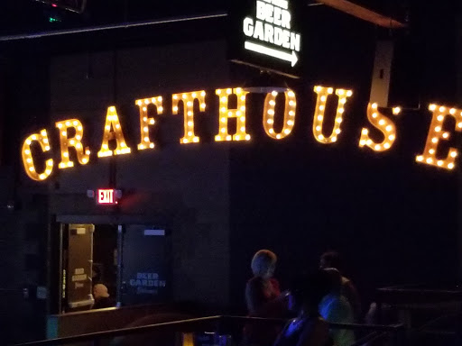 Bar «The Crafthouse Stage & Grill», reviews and photos, 5024 Curry Rd, Pittsburgh, PA 15236, USA
