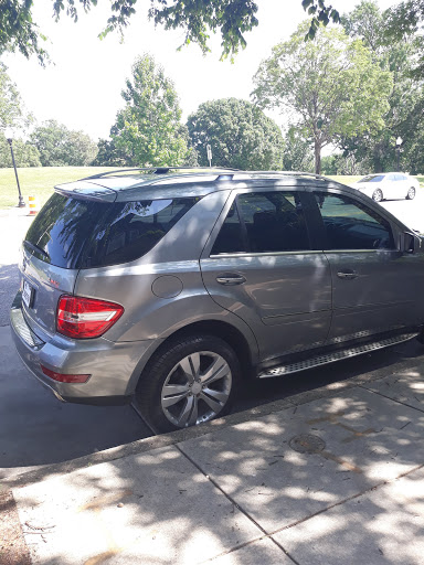 Used Car Dealer «H & R Auto», reviews and photos, 2825 Washington Blvd, Arlington, VA 22201, USA