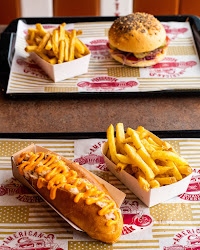 Hot-dog du Restaurant de hamburgers AMERICAN CITY - SAINT NAZAIRE - n°1