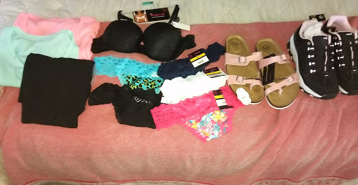 Department Store «Walmart Supercenter», reviews and photos, 2151 W Oaklawn Rd, Pleasanton, TX 78064, USA