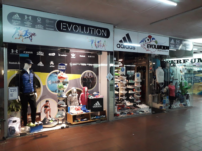 EVOLUTION SPORTS CROCS ADIDAS