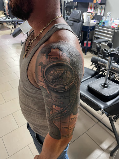 Explore steelers tattoo ideas, creative tattoo ideas in Sarasota, available at SEVEN SINS Tattoo Studio