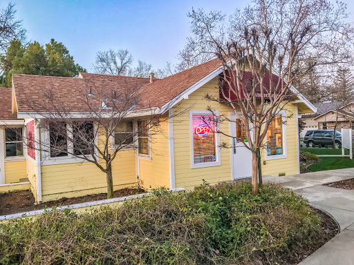 Dessert Restaurant «Divine Desserts by Aguirre», reviews and photos, 6045 S Walnut St, Loomis, CA 95650, USA