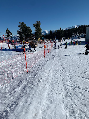 ESF LES AIRELLES à Font-Romeu-Odeillo-Via