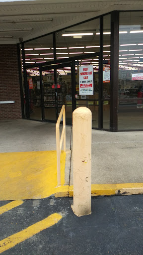 Hardware Store «Harbor Freight Tools», reviews and photos, 2 E 9 Mile Rd #6, Pensacola, FL 32534, USA