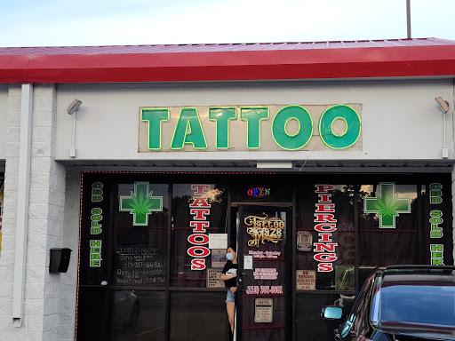 Tattoo Maze, 1750 S General McMullen Dr, San Antonio, TX 78237, USA, 