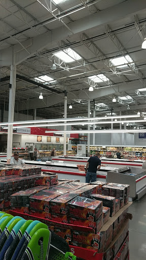 Warehouse store «Costco Wholesale», reviews and photos, 1300 Edwards Ferry Rd NE, Leesburg, VA 20176, USA