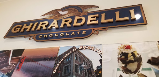 Chocolate Shop «Ghirardelli Ice Cream and Chocolate Shop», reviews and photos, 830 N Michigan Ave, Chicago, IL 60611, USA