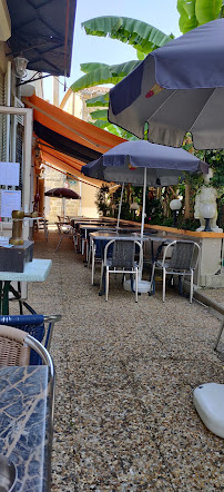 Atmosphère du Restaurant Le Vieux Porche à Seyches - n°8