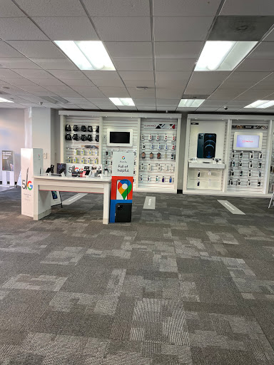 Cell Phone Store «GoWireless Verizon Authorized Retailer», reviews and photos, 1248 University Ave, San Diego, CA 92103, USA