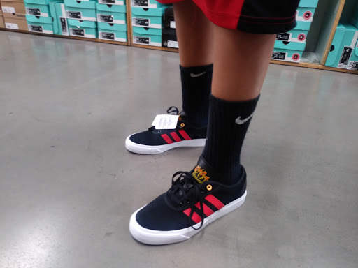 Shoe Store «WSS», reviews and photos, 2388 Long Beach Blvd, Long Beach, CA 90806, USA