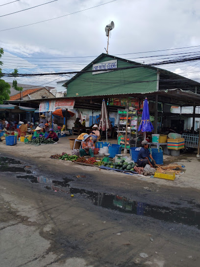 Chợ Đông Giang (Market)