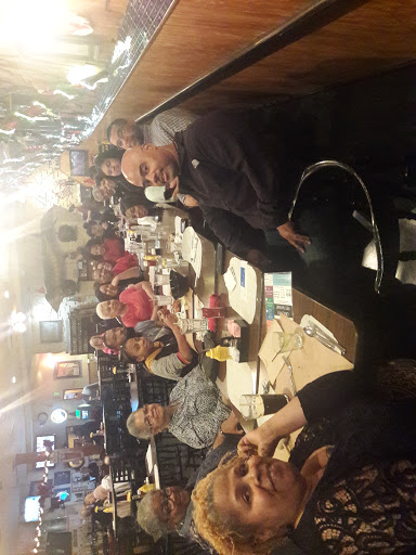 Shopping Mall «Ravenwood Shopping Center», reviews and photos, 910 Taylor Ave, Towson, MD 21286, USA