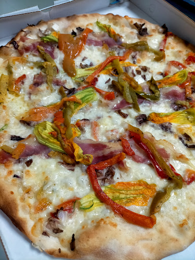 Pizzeria Luna Rossa in Fermo, Provincia di Fermo