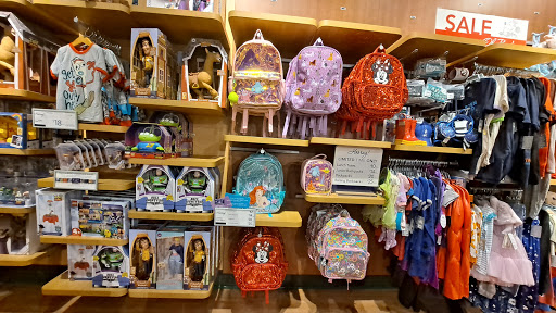 Toy Store «Disney Store», reviews and photos, 350 W Hillcrest Dr, Thousand Oaks, CA 91360, USA