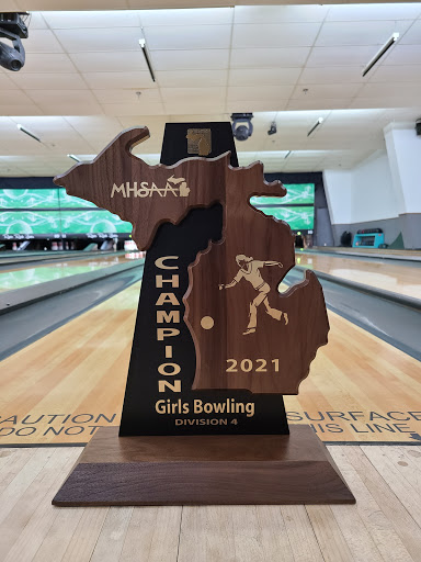 Bowling Alley «River Rock Lanes and Banquet Center», reviews and photos, 1011 N Rd, Ishpeming, MI 49849, USA