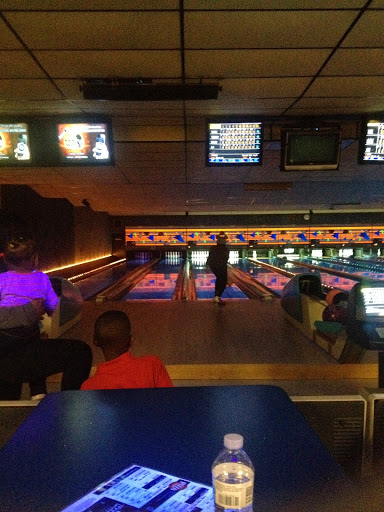 Bowling Alley «Manor Lanes», reviews and photos, 150 Grand Island Blvd, Tonawanda, NY 14150, USA