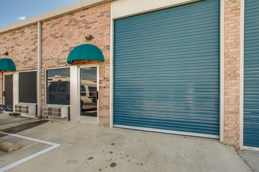 Self-Storage Facility «US Storage Centers», reviews and photos, 800 Fulgham Rd, Plano, TX 75093, USA