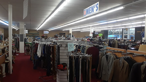Thrift Store «Salvation Army Thrift Store», reviews and photos, 900 N 32nd St, Fort Smith, AR 72903, USA