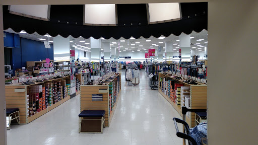 Department Store «Marshalls», reviews and photos, 122 Park Ave, Willow Grove, PA 19090, USA