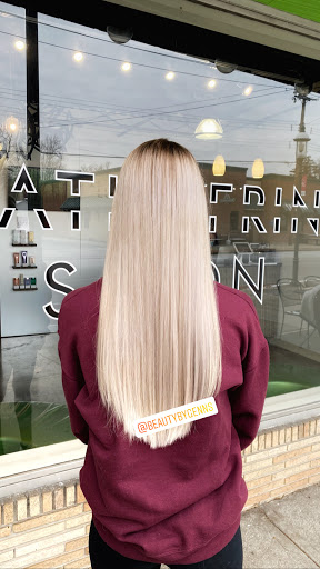 Hair Salon «Lunatic Fringe Salon Sharonville», reviews and photos, 11051 Reading Rd, Sharonville, OH 45241, USA