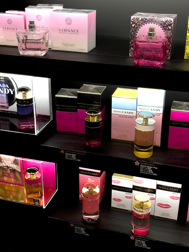 Cosmetics Store «SEPHORA», reviews and photos, 912 Brandon Town Center Dr, Brandon, FL 33511, USA