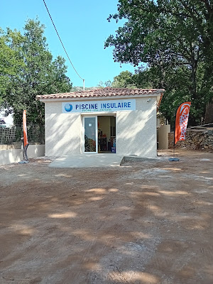 Piscine Insulaire à Oletta