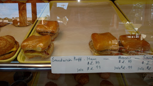 Donut Shop «Star Donuts & Crossiants», reviews and photos, 1940 Troup Hwy, Tyler, TX 75701, USA