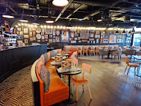 Atmosphère du Restaurant américain Indiana Café Parly 2 à Le Chesnay-Rocquencourt - n°1