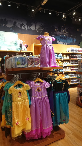 Toy Store «Disney Store», reviews and photos, 4400 Sharon Rd, Charlotte, NC 28211, USA
