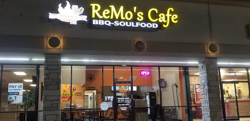 ReMo's Cafe (BBQ / Soulfood)