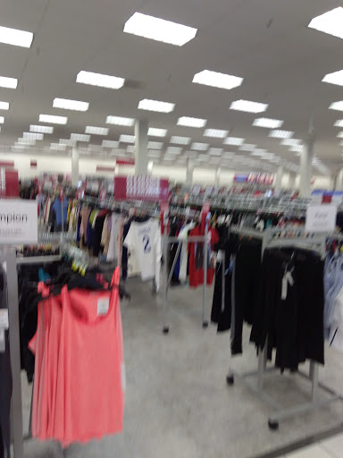 Clothing Store «Burlington Coat Factory», reviews and photos, 6120 Northwest Hwy, Crystal Lake, IL 60014, USA