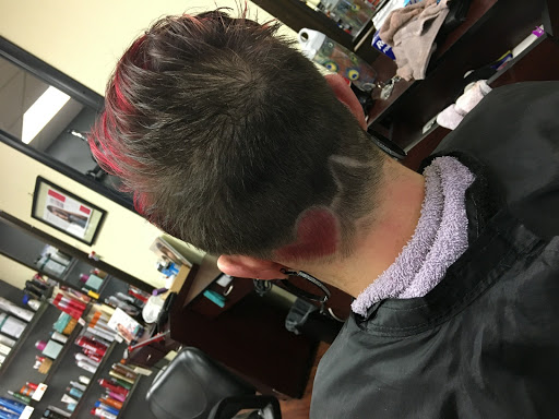 Beauty Salon «In The Cut Salon», reviews and photos, 3260 Southgate Pl SW #1, Cedar Rapids, IA 52404, USA