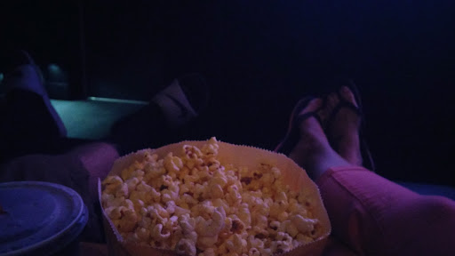 Movie Theater «Regal Cinemas Massillon 12», reviews and photos, 175 Cherry Rd NW, Massillon, OH 44646, USA