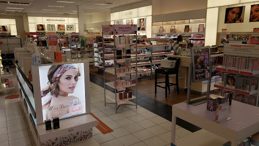 Hair Salon «Ulta Beauty», reviews and photos, 11850 Pines Blvd, Pembroke Pines, FL 33025, USA