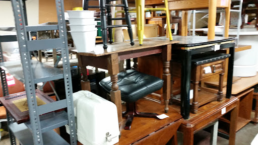 Thrift Store «The Ark Thrift Shop», reviews and photos, 1302 N Milwaukee Ave, Chicago, IL 60622, USA