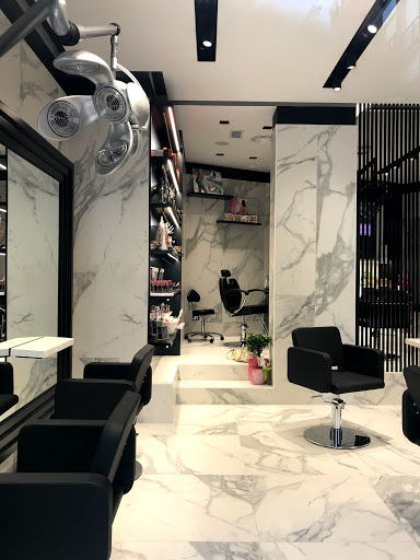 Best Luxury Hairdressers Naples Near Me
