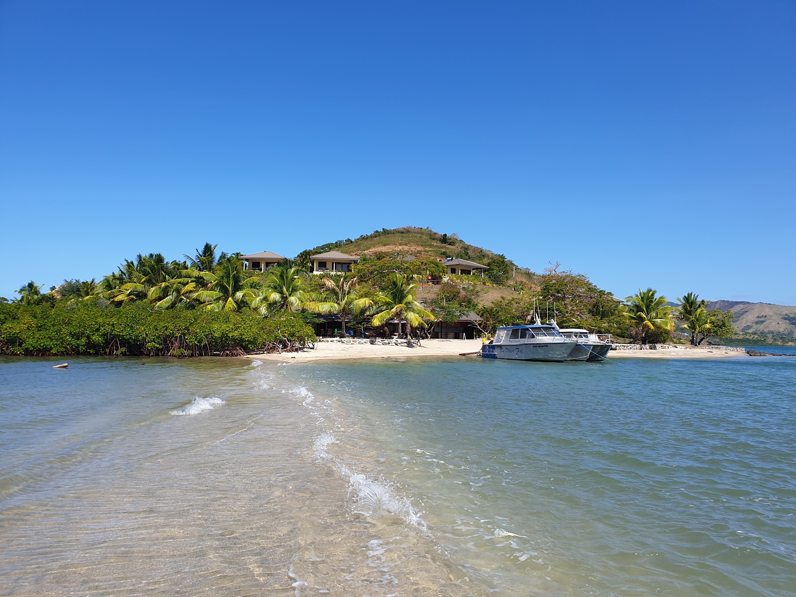 Foto av Volivoli Beach med turkos rent vatten yta