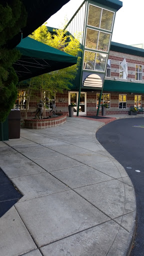 Athletic Field «Sunset Athletic Club», reviews and photos, 13939 NW Cornell Rd, Portland, OR 97229, USA