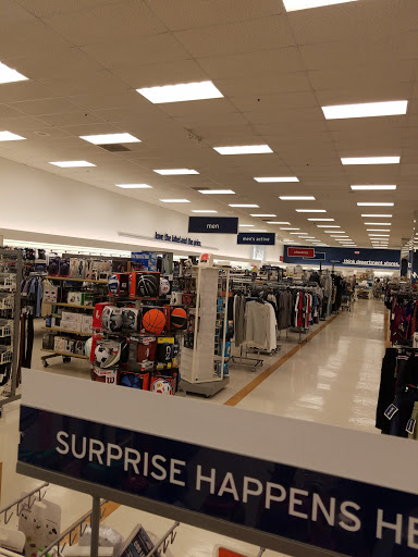 Department Store «Marshalls», reviews and photos, 533 S Broad St, Meriden, CT 06450, USA